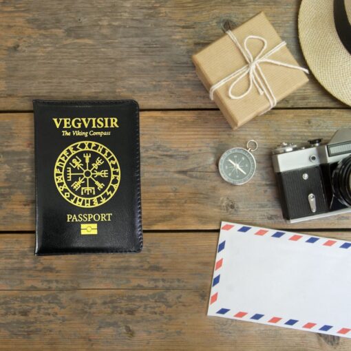 Vegvisir The Viking Compass Passport Cover - Image 2