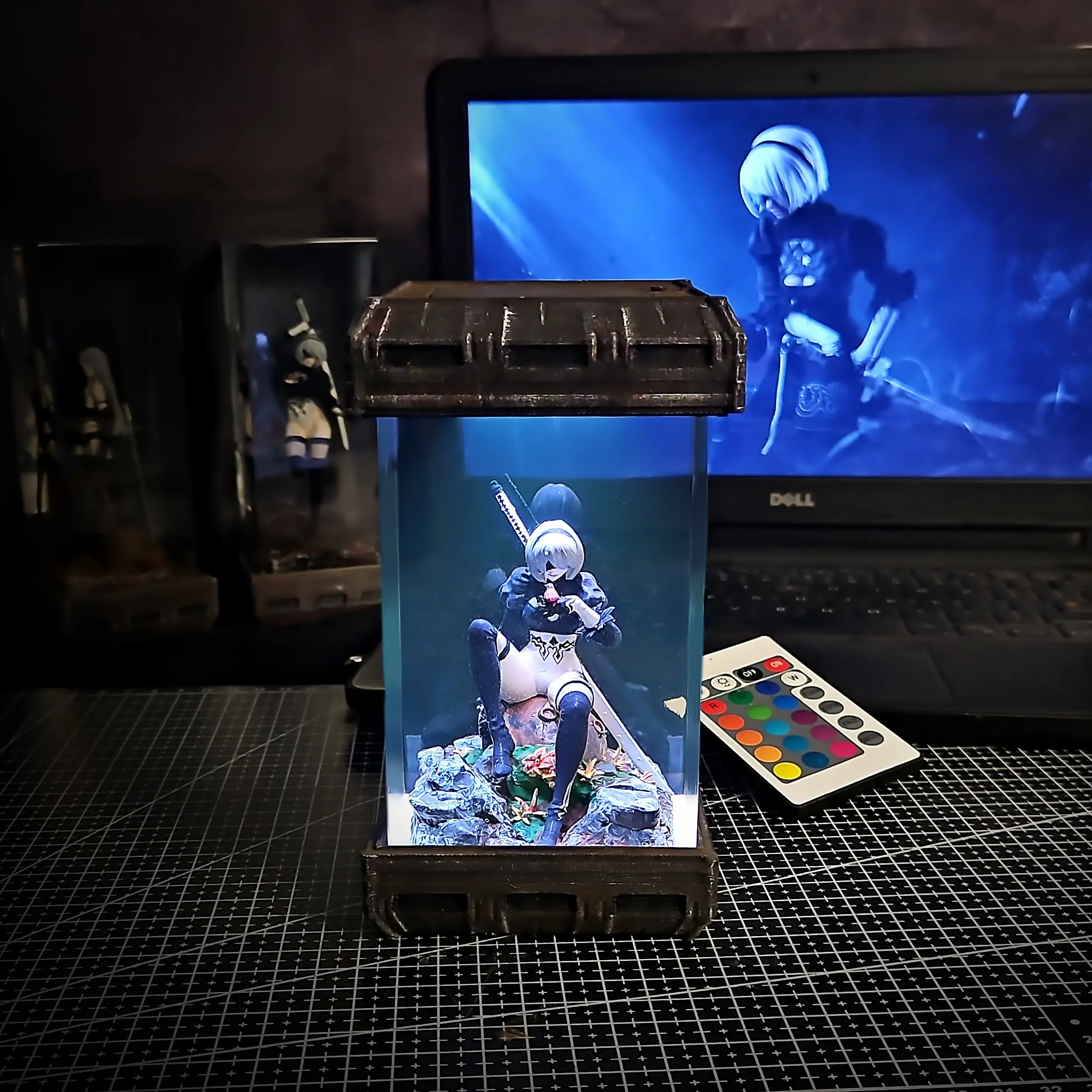 グラフェス ライト ニーア NieR: Automata 2B YoRHa Lamp - Grizz Studio