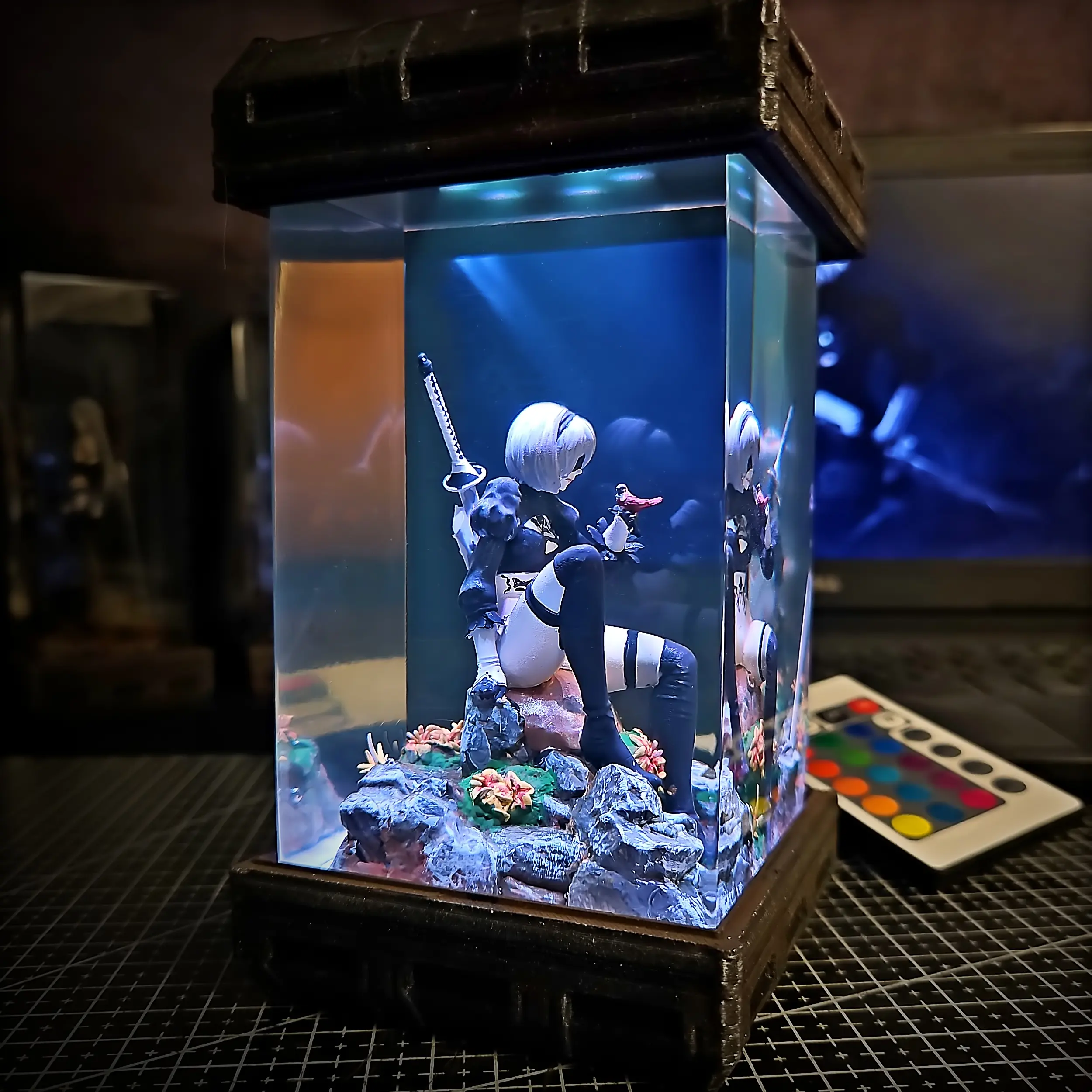 NieR: Automata 2B YoRHa Lamp - Grizz Studio