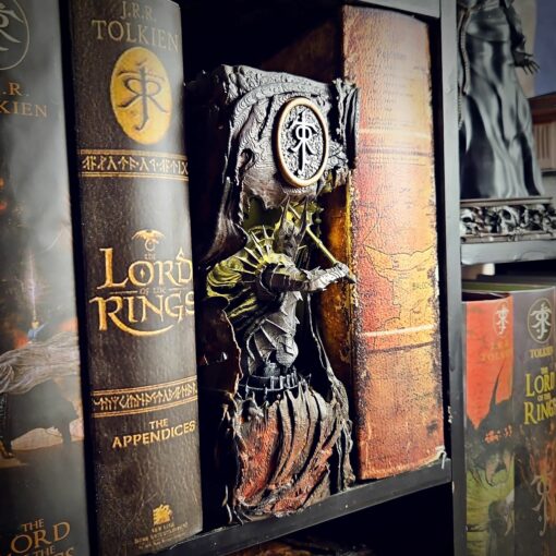 Sauron Book Nook - The Lord of the Rings - Image 4