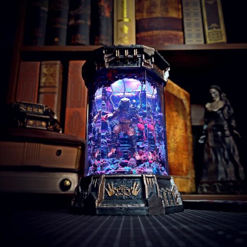 Predator Alien Special Lamp - Image 4