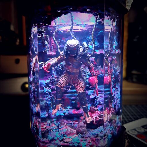 Predator Alien Special Lamp - Image 3