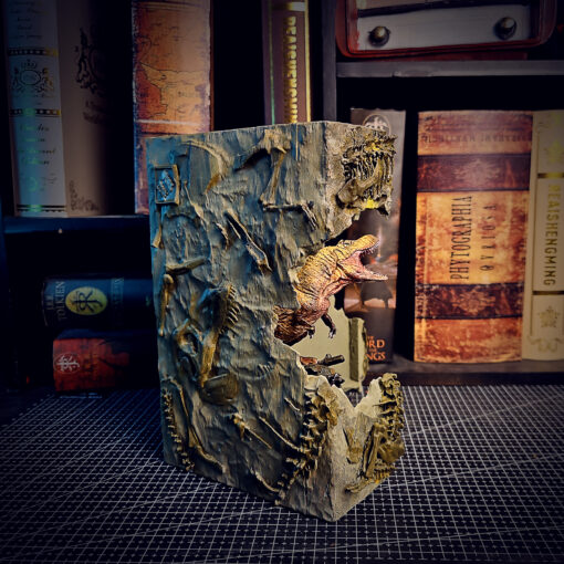 Tyrannosaurus Rex (T-Rex) Book Nook - Jurassic World - Image 3