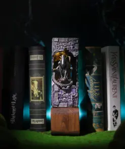 Xenomorph Book Nook - Predator Alien