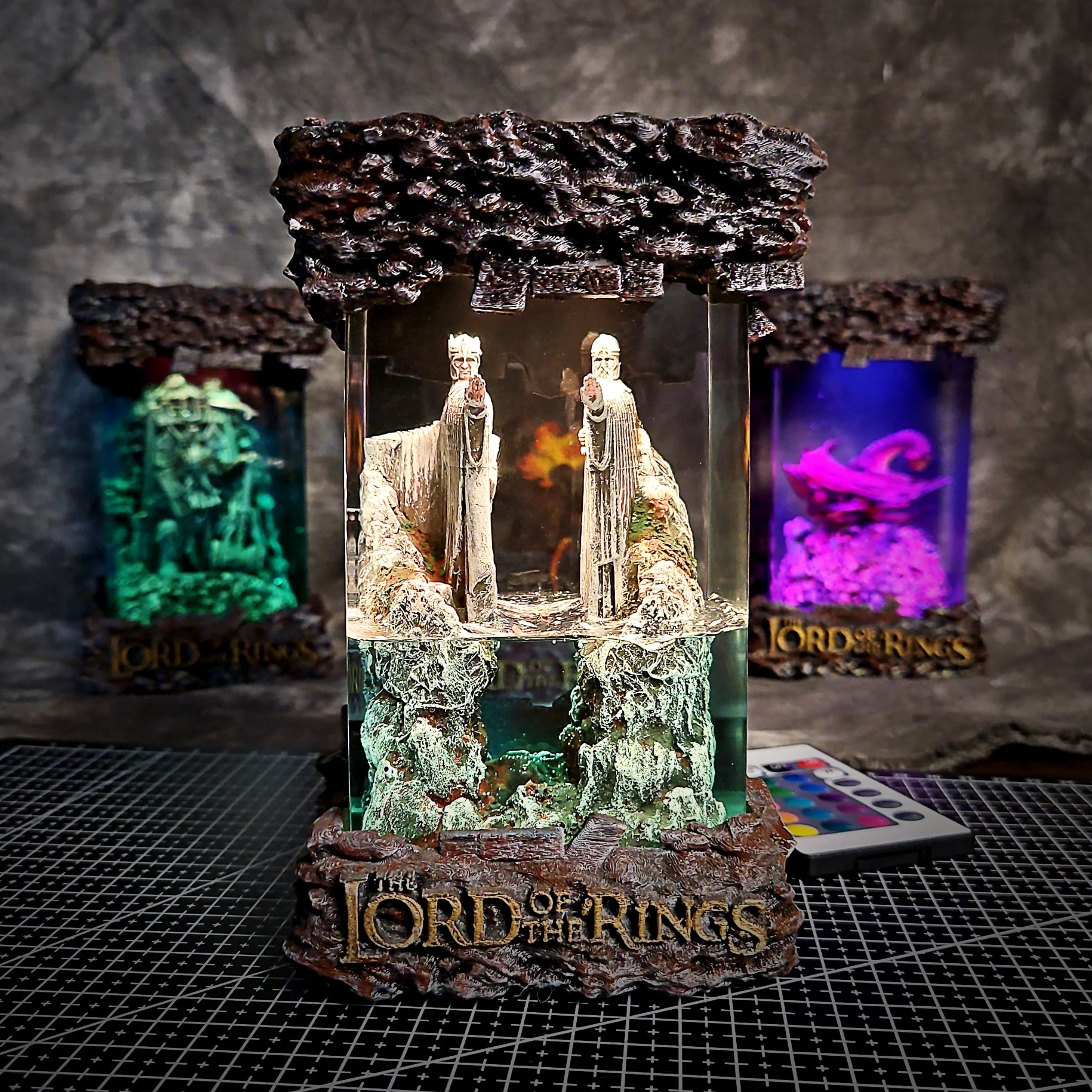 Argonath - The Lord of the Rings Lamp