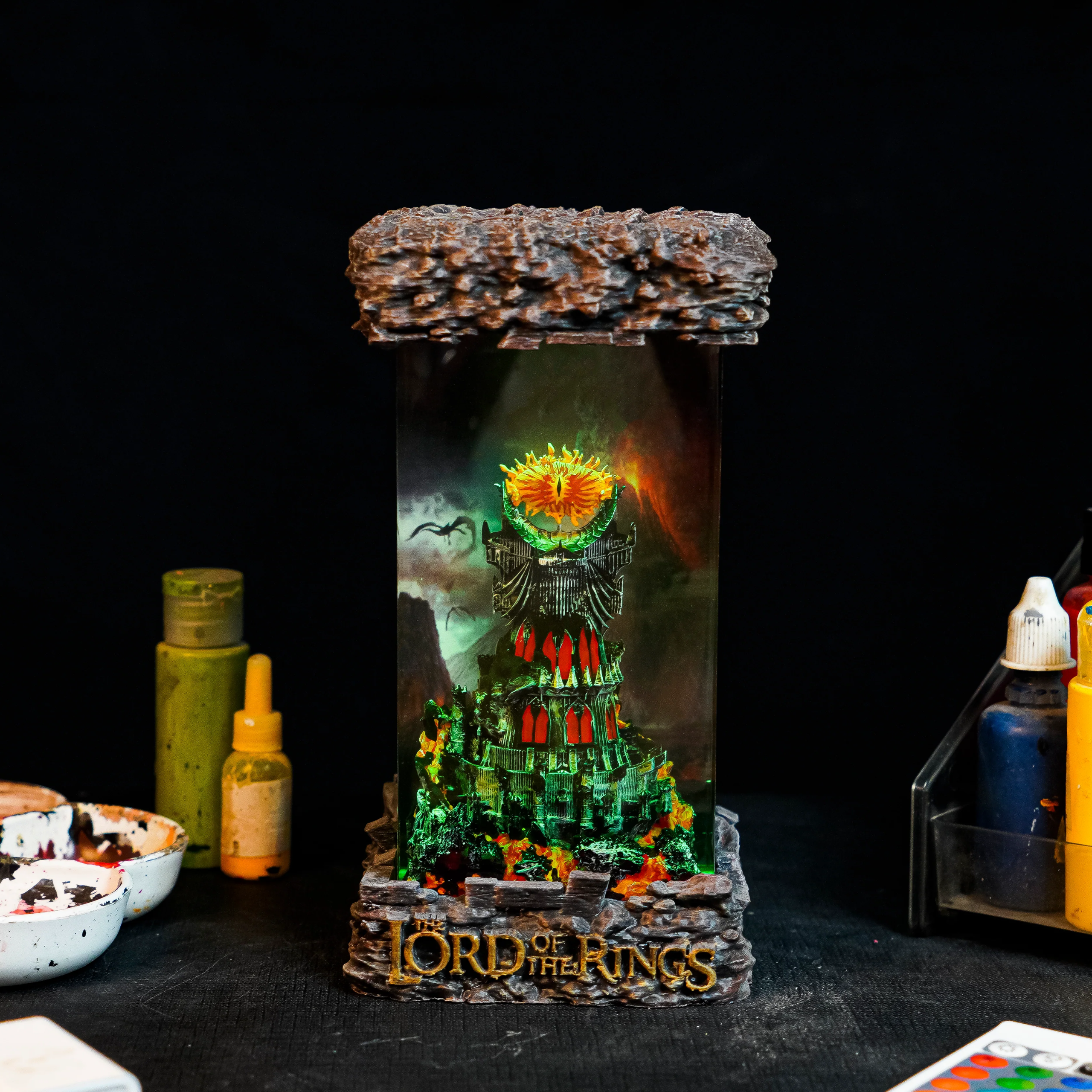 Dark Eye Obsidian Tower - The Lord of the Rings Lamp