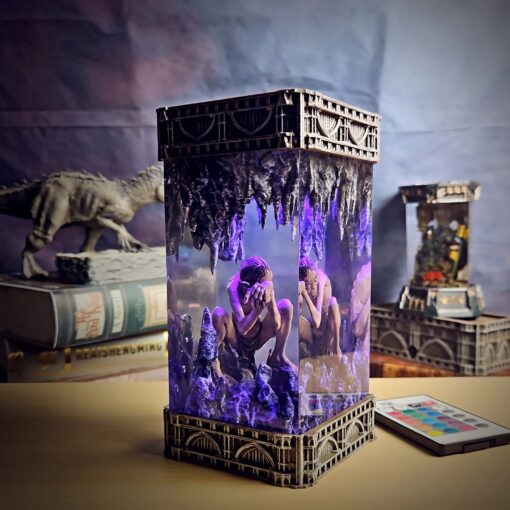 Gollum - The Lord of the Rings Lamp - Image 3