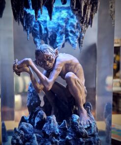 Alternative view of Gollum - The Lord of the Rings Lamp