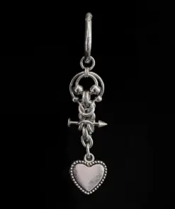 Chainmail Toggle Heart Drop Earring - Image 8