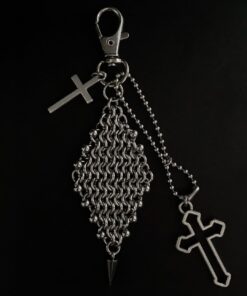 Gothic Chainmail Reliquary Keychain – Spiked Diamond Mesh with Dual Cross Charms