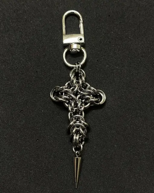 Gothic Knot Keychain with Steel Spike