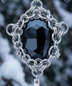 Obsidian Emblem Chainmail Necklace - Image 4