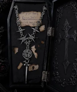 Alternative view of Obsidian Sigil Spike Chainmail Necklace