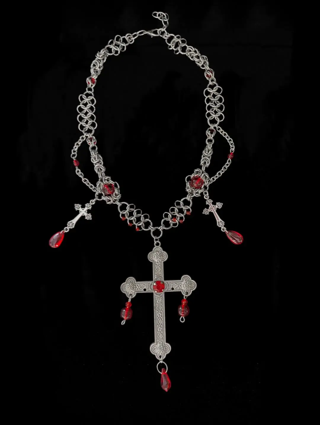 Cathedral Relic Crimson Drop Chainmail Necklace