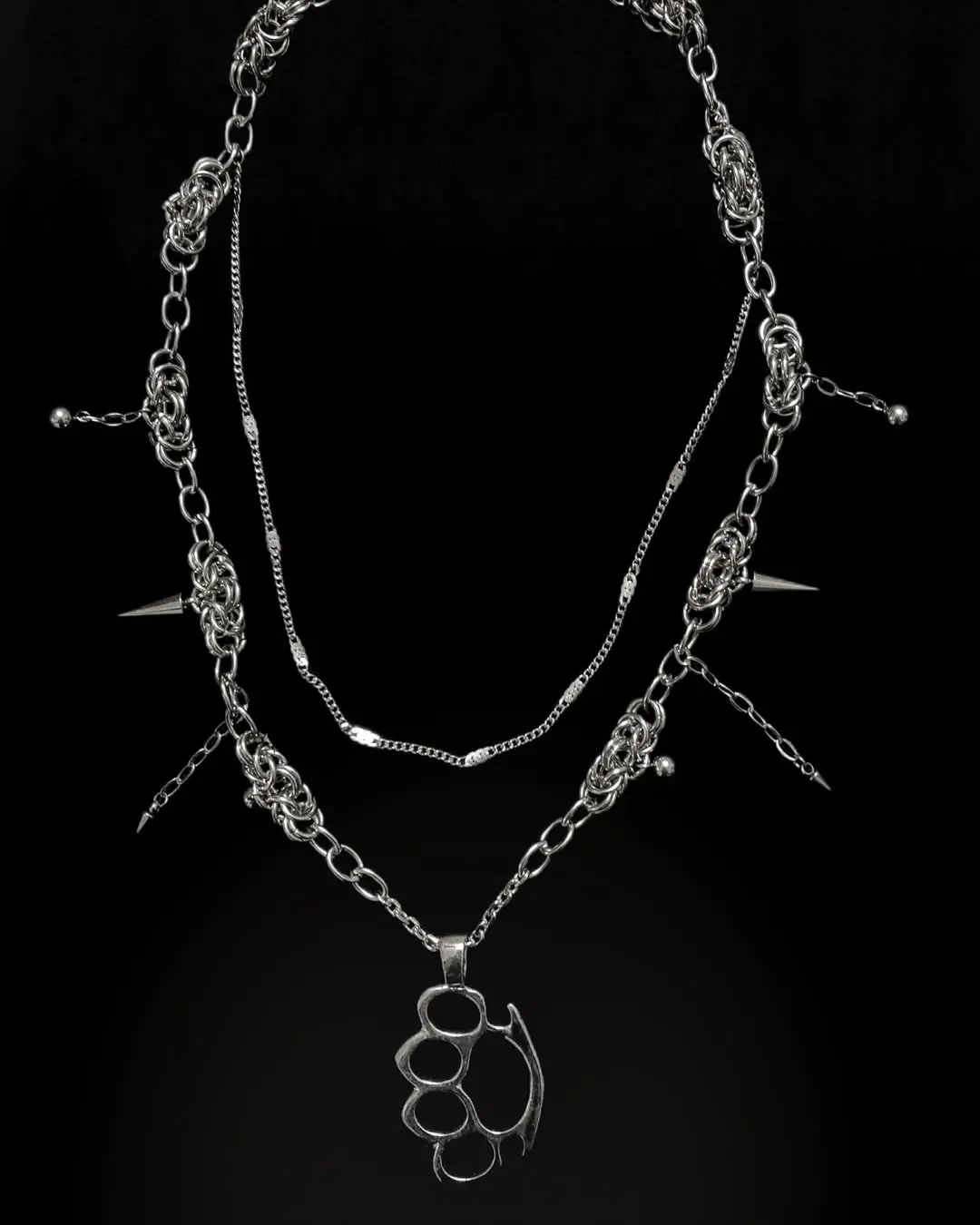 Ironveil Grip Layered Chainmail Necklace - Image 4