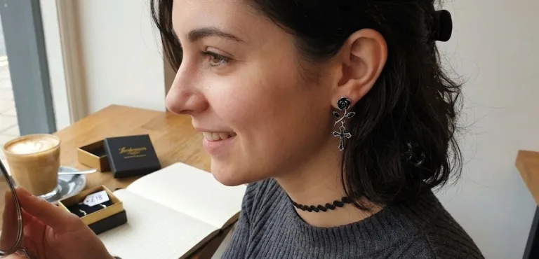 How to Choose Gothic Earrings That Still Feel Easy to Wear