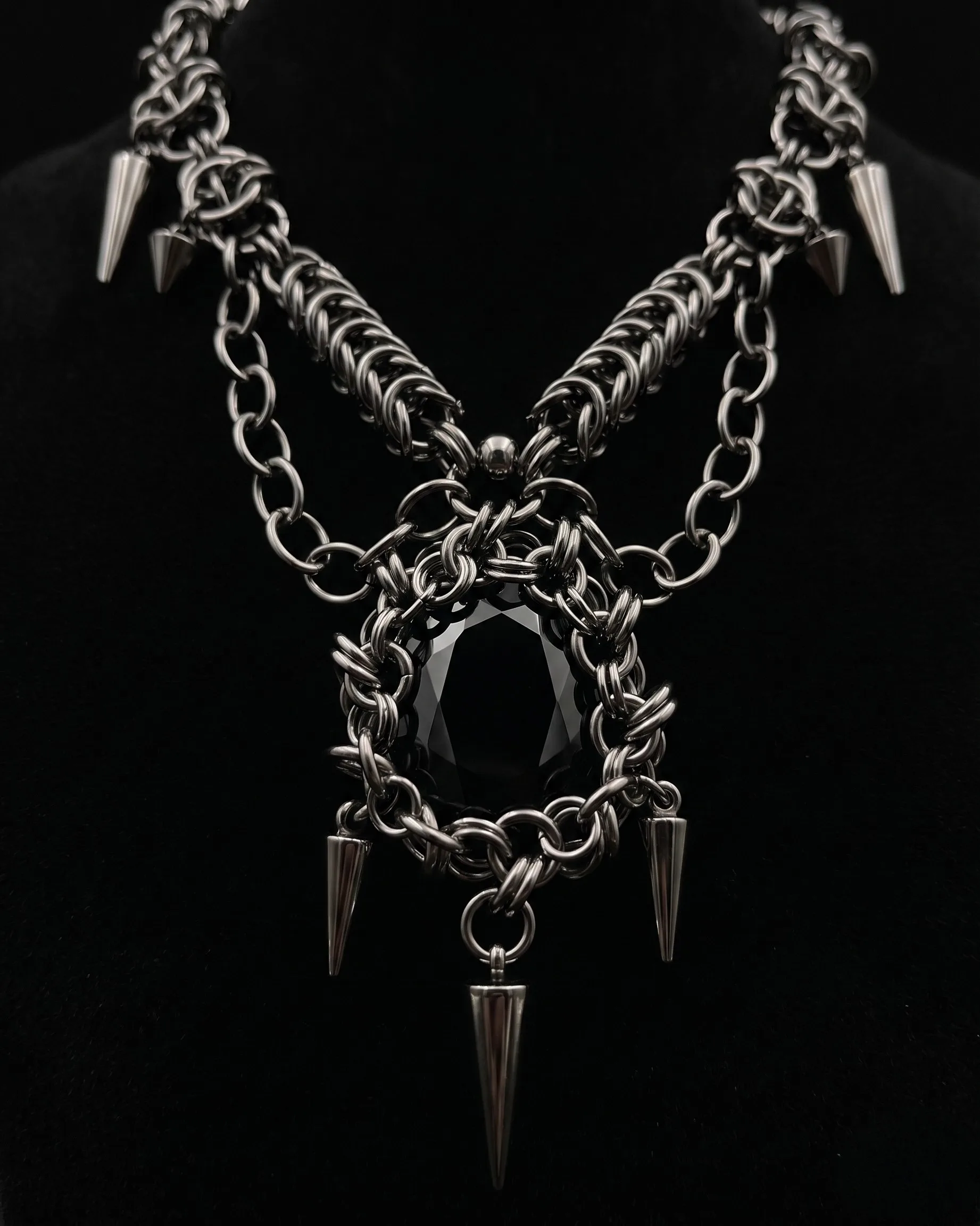 Nocturne Black Stone Spiked Chainmail Necklace - Grizz Studio